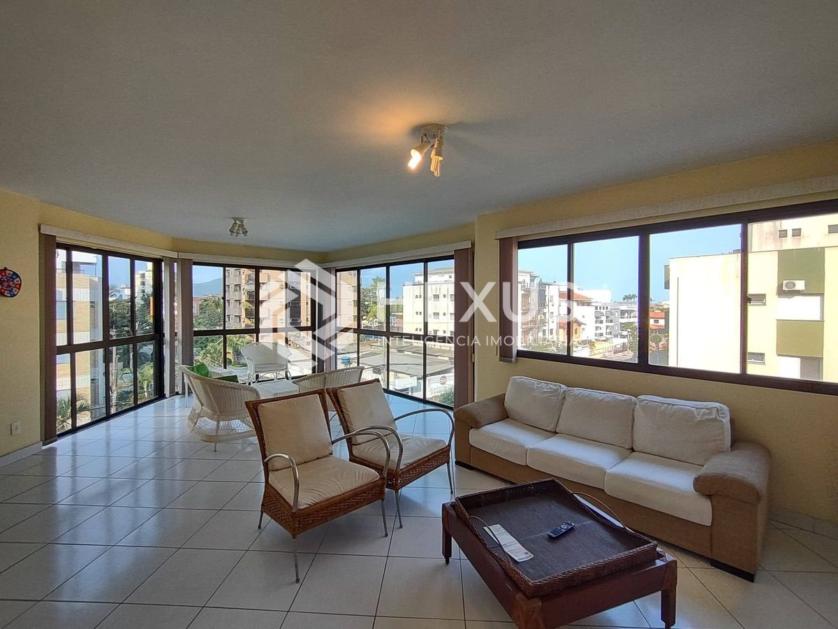 Apartamento na Enseada — foto 1