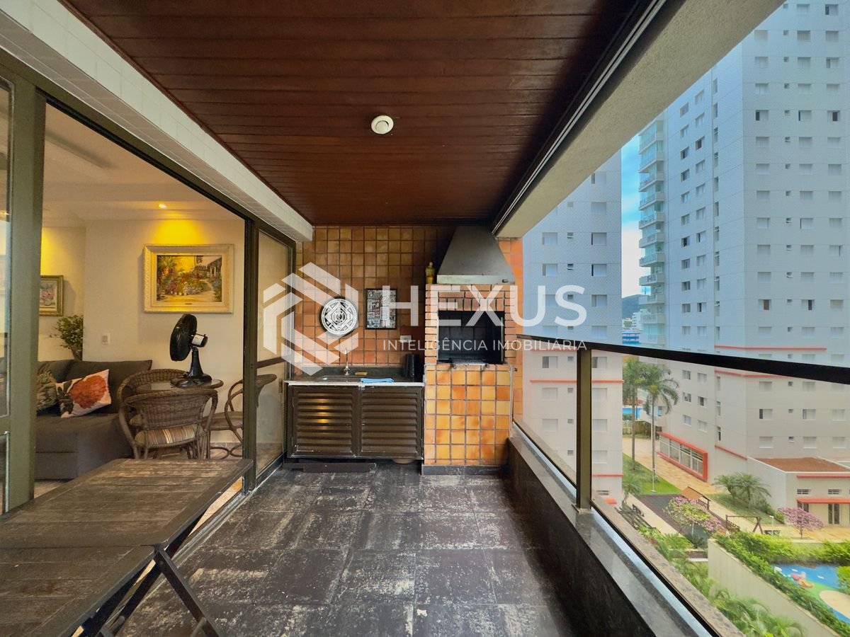 Foto 5 de Apartamento reformado com varanda gourmet vista mar a 1 quadra da praia e lazer nas Astúrias, Guarujá