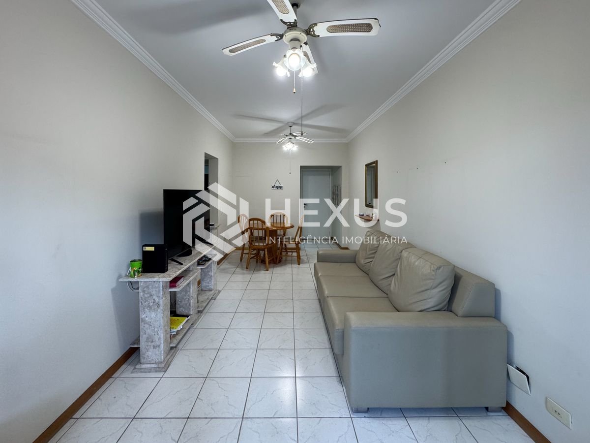 Foto 3 de Apartamento com varanda e lazer nas Pitangueiras, Guaruja