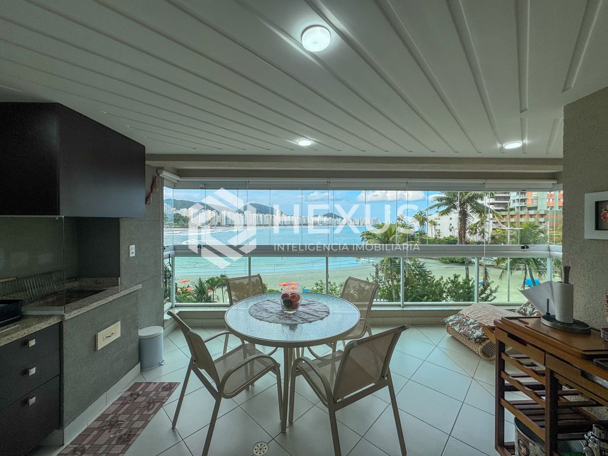 Foto 5 de Apartamento frente mar com varanda gourmet e lazer na Praia das Asturias, Guaruja