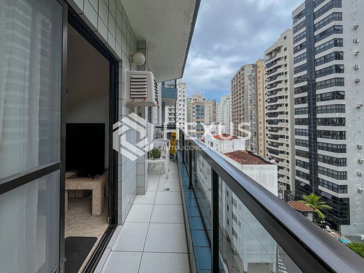 Foto 4 de Apartamento com varanda e lazer na Praia das Pitangueiras, Guaruja