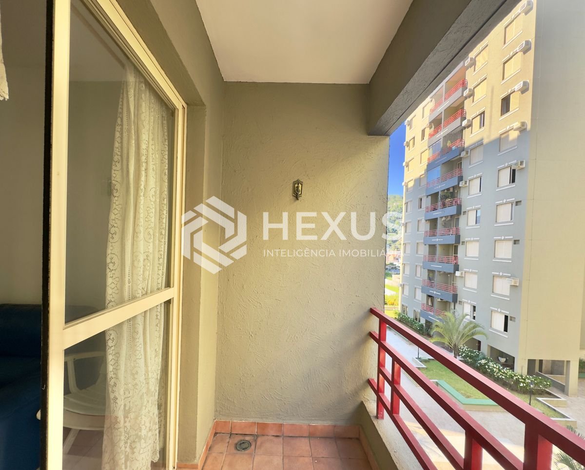 Foto 3 de Apartamento com varanda e lazer na Praia da Enseada, Guaruja