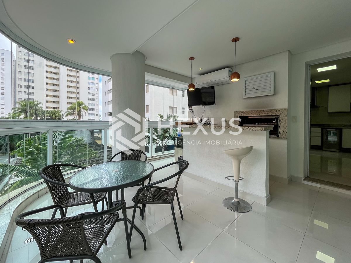 Apartamento em Pitangueiras — foto 1