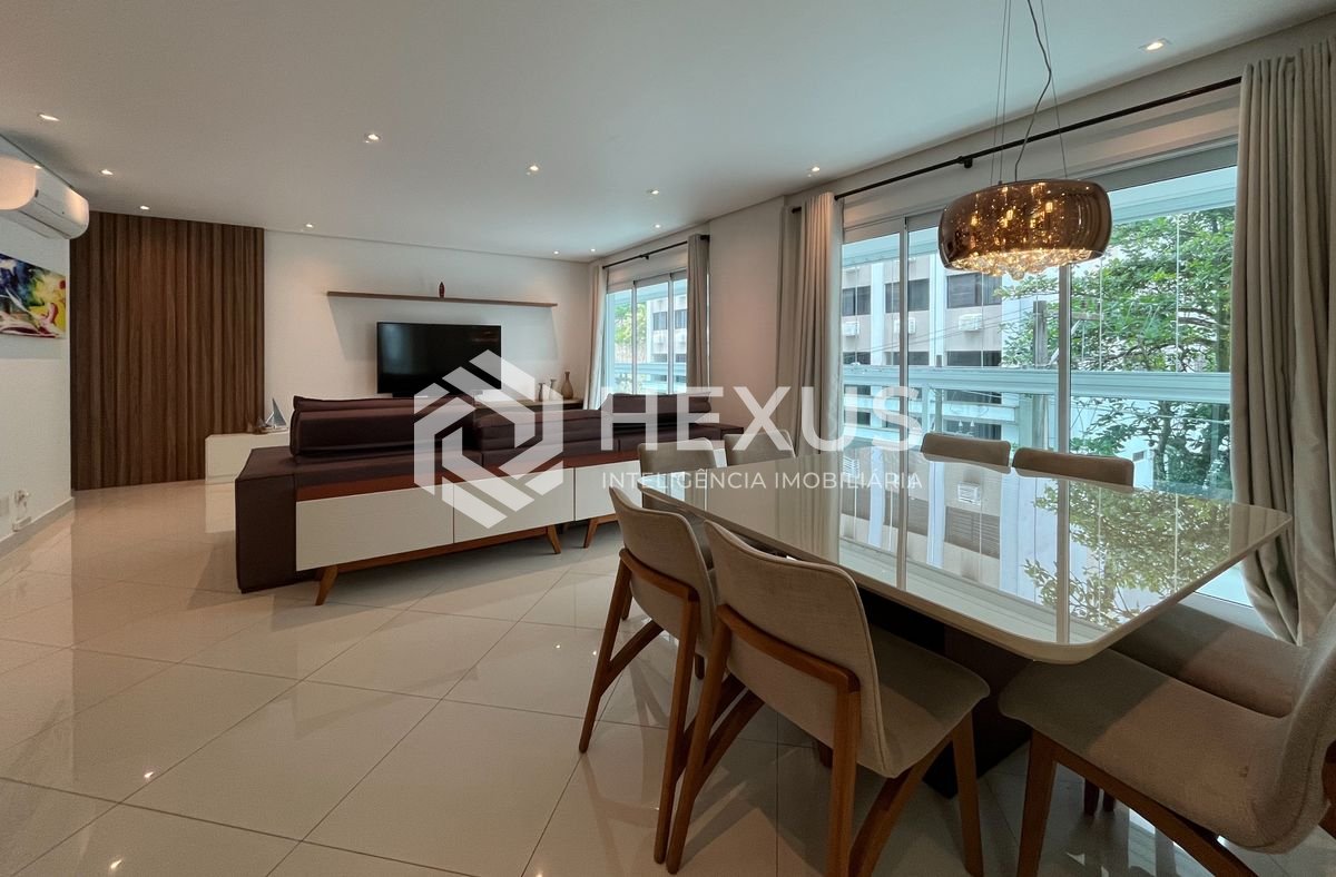 Foto 4 de Apartamento com varanda gourmet e lazer em prédio novo na Praia das Pitangueiras, Guaruja