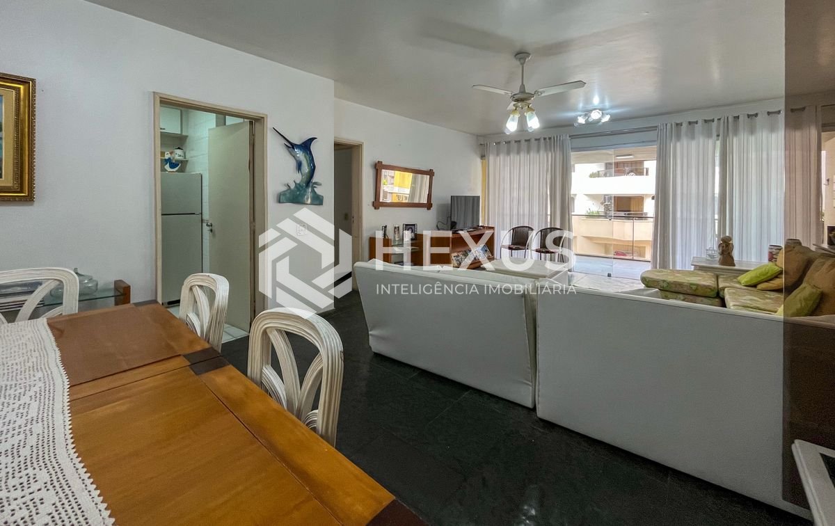 Foto 4 de Apartamento com varanda e lazer na região do Aquário na Praia da Enseada, Guaruja