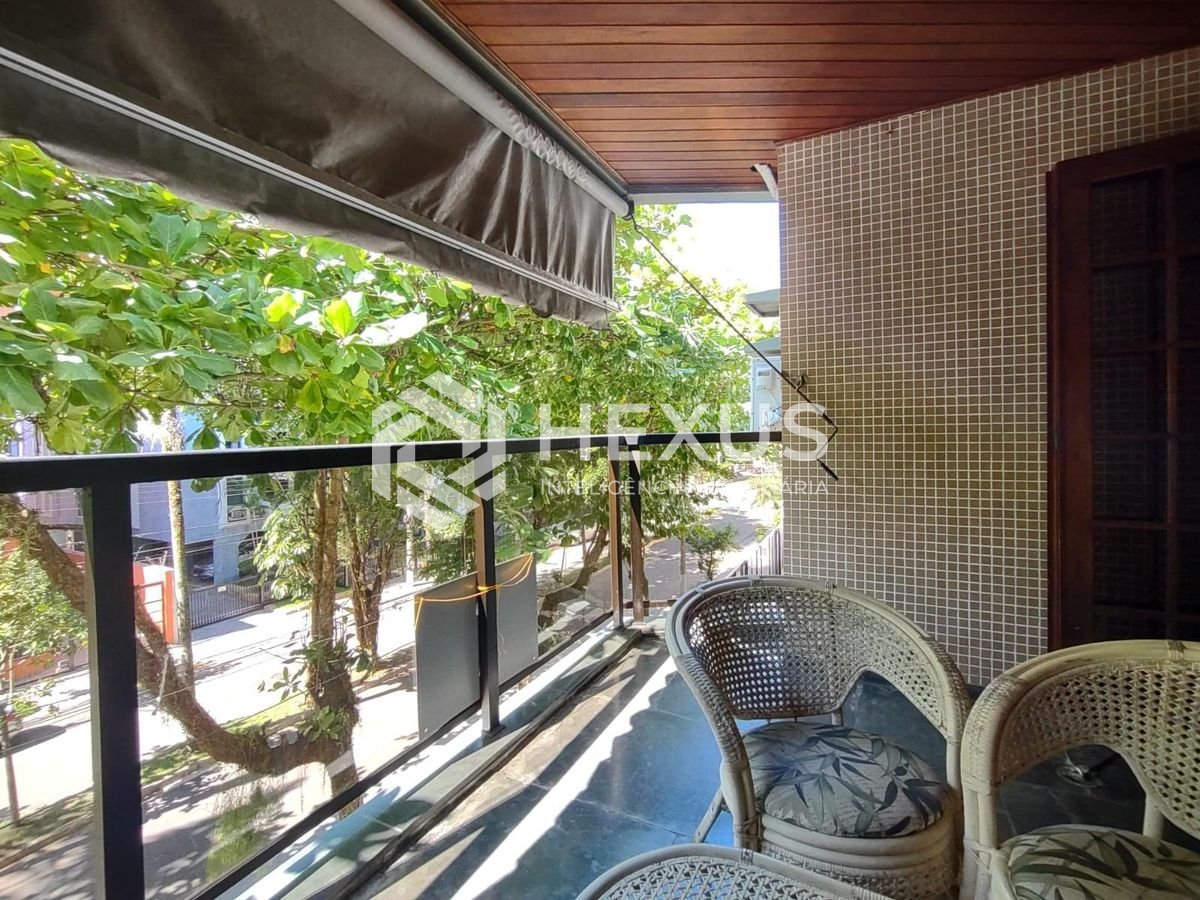 Foto 2 de Apartamento na regiào da Brunella na Praia da Enseada, Guaruja