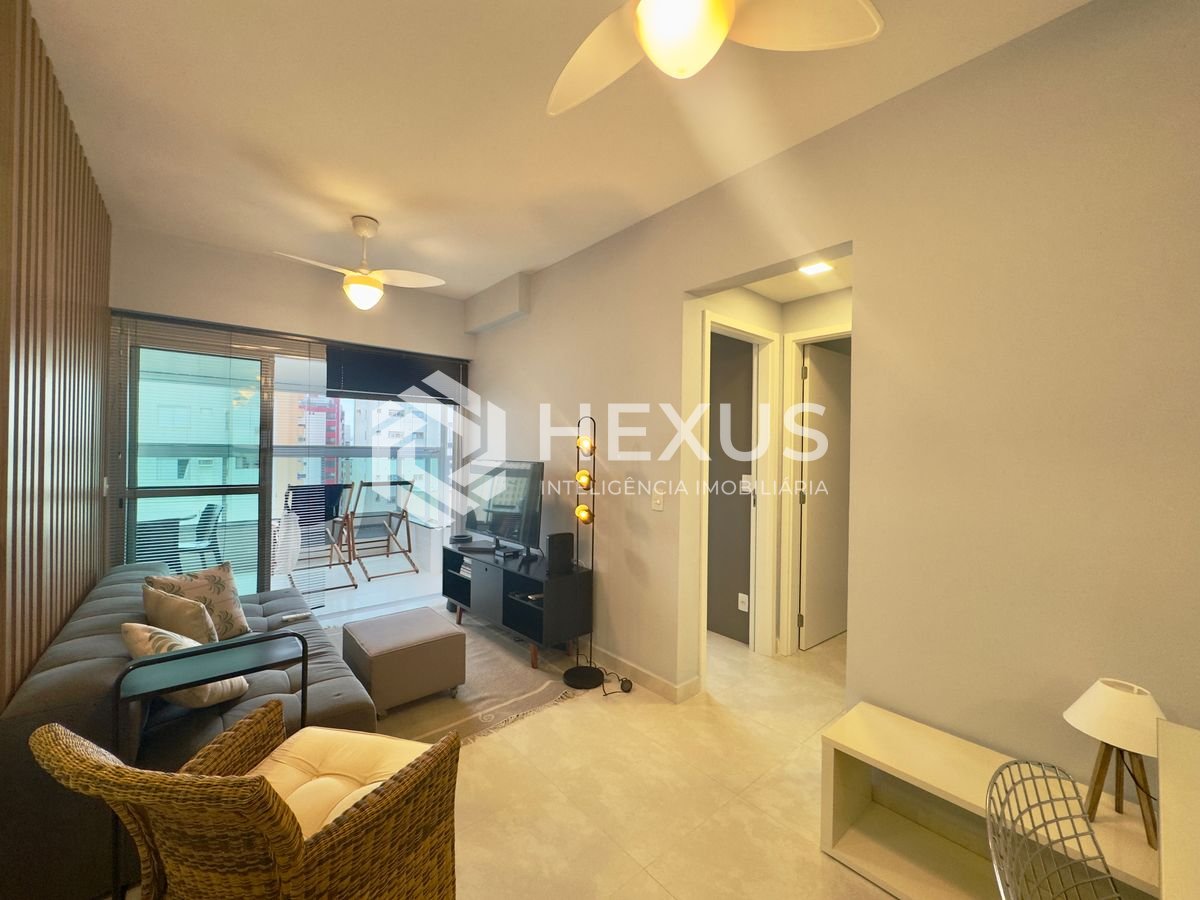 Foto 5 de Apartamento reformado com varanda gourmet e lazer a uma quadra da Praia das Asturias, Guaruja