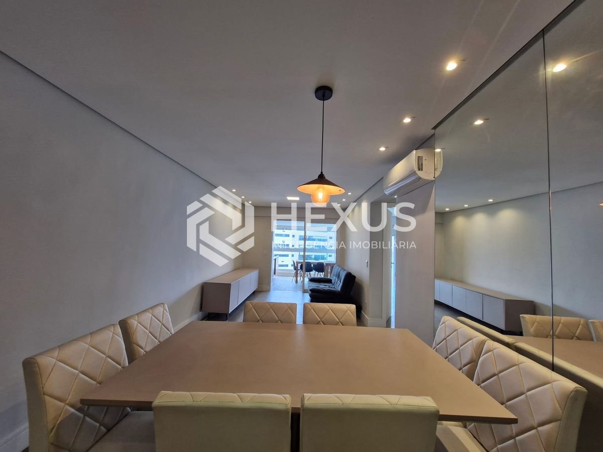 Foto 5 de Apartamento reformado frente mar com varanda gourmet e lazer em prédio na Praia das Asturias, Guaruja