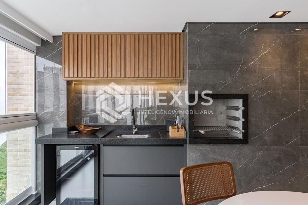 Foto 5 de Apartamento reformado frente mar com varanda gourmet em prédio novo com lazer na Praia das Asturias, Guaruja