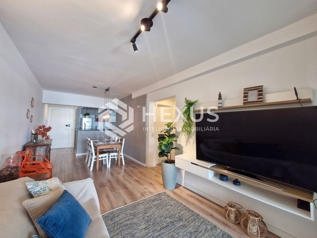 Foto 4 de Apartamento reformado, frente mar, com varanda gourmet, e vista mar em prédio novo com lazer na Praia das Astúrias à venda, Guarujá-SP.