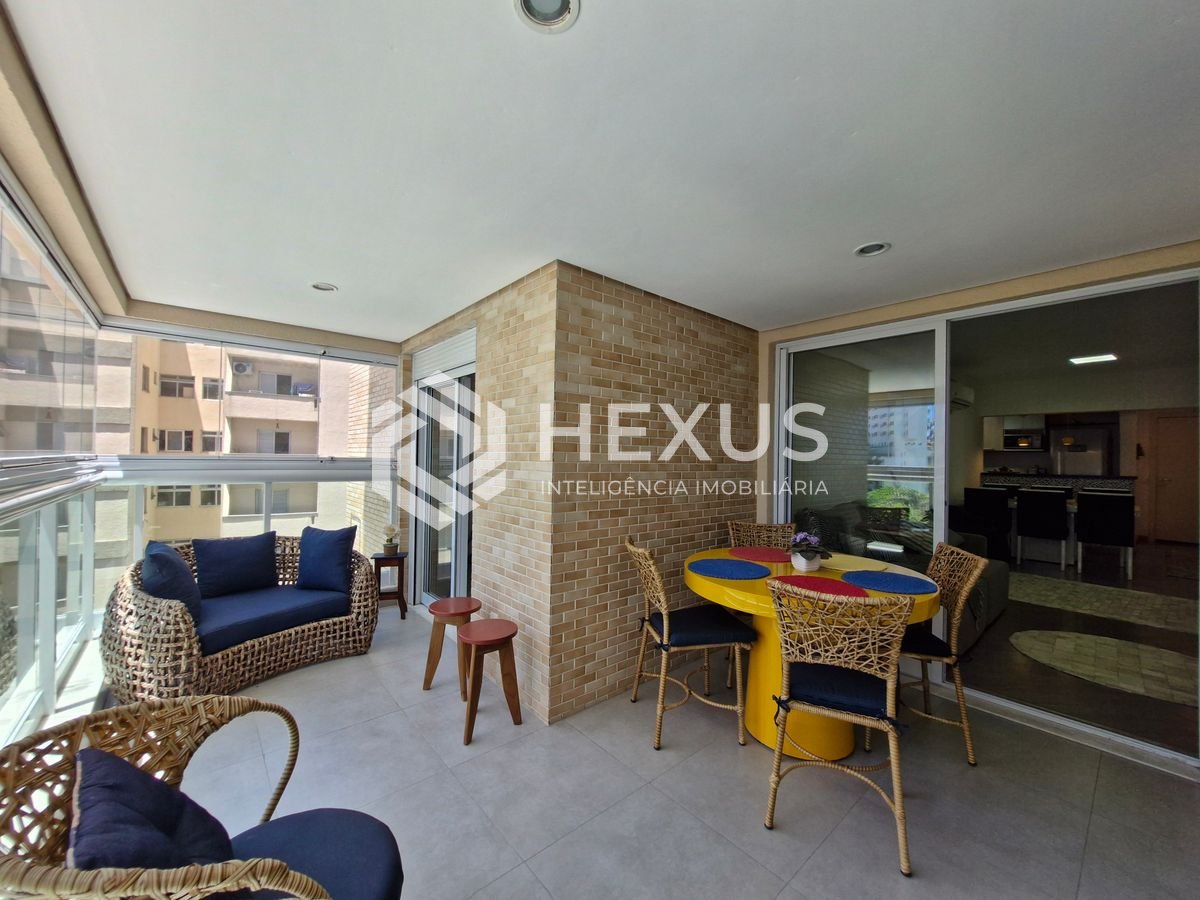 Foto 2 de Apartamento reformado frente mar com varanda gourmet e lazer em prédio novo na Praia das Asturias, Guaruja