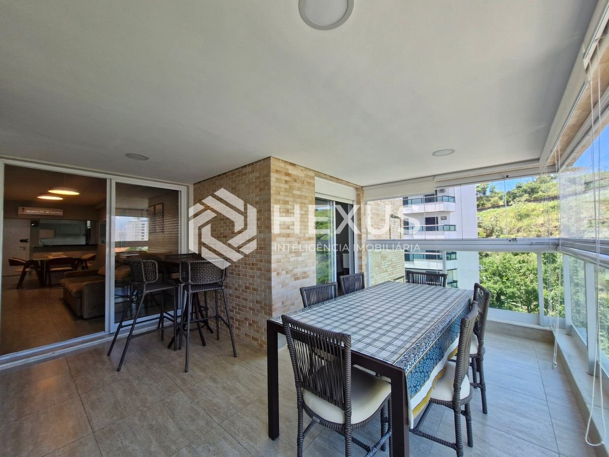 Foto 2 de Apartamento reformado frente mar com varanda gourmet e lazer na Praia das Asturias, Guaruja