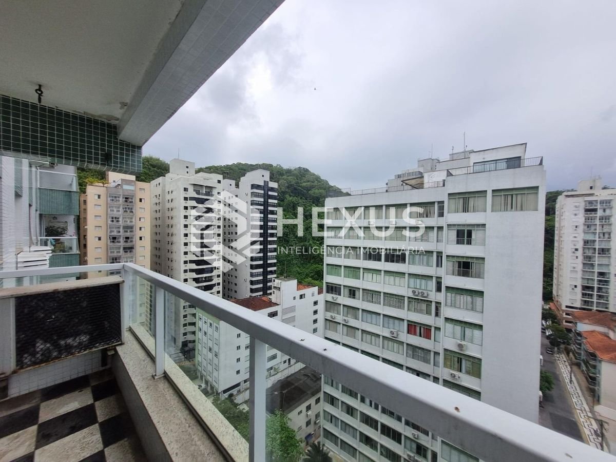 Foto 2 de Apartamento com varanda na beira mar da Praia das Pitangueiras, Guaruja