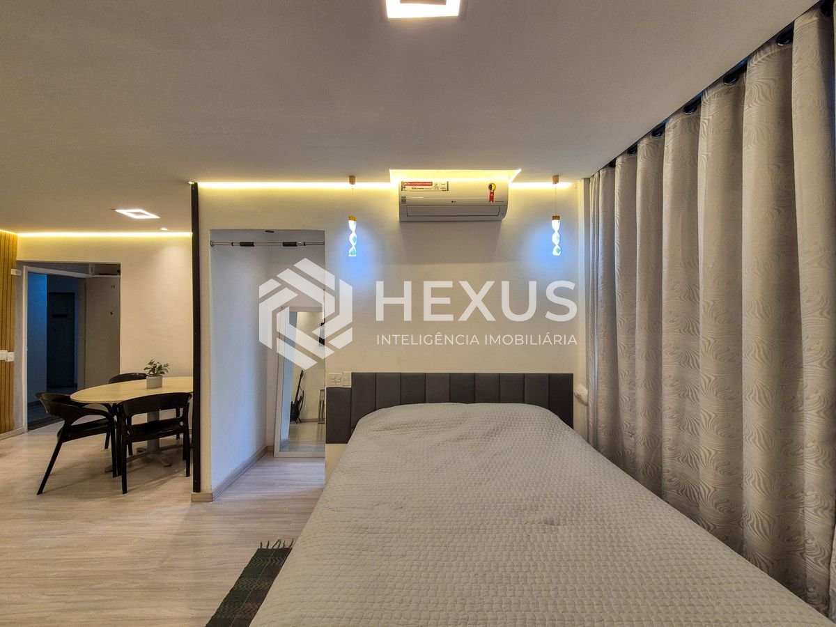 Foto 4 de Apartamento reformado e mobiliado na Praia das Pitangueiras, Guaruja