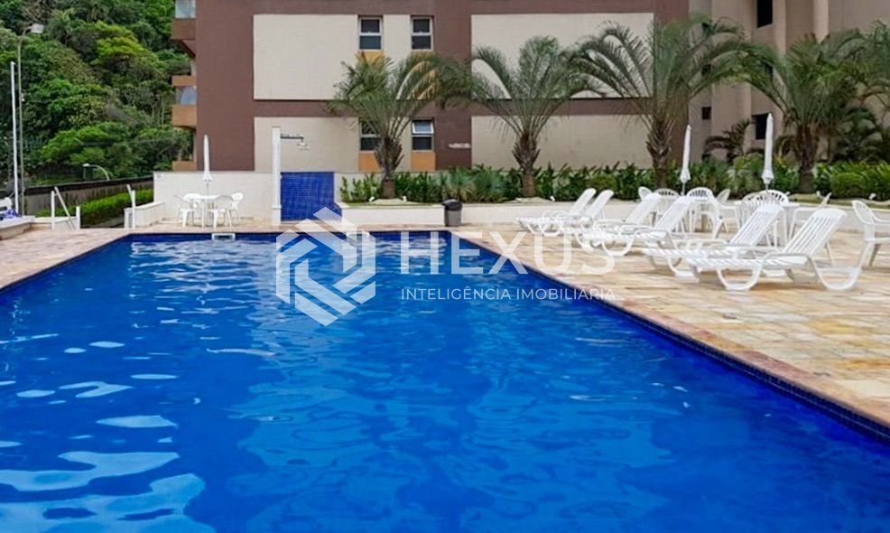 Foto 2 de Apartamento com varanda vista mar e lazer na beira mar da Praia das Pitangueiras, Guaruja