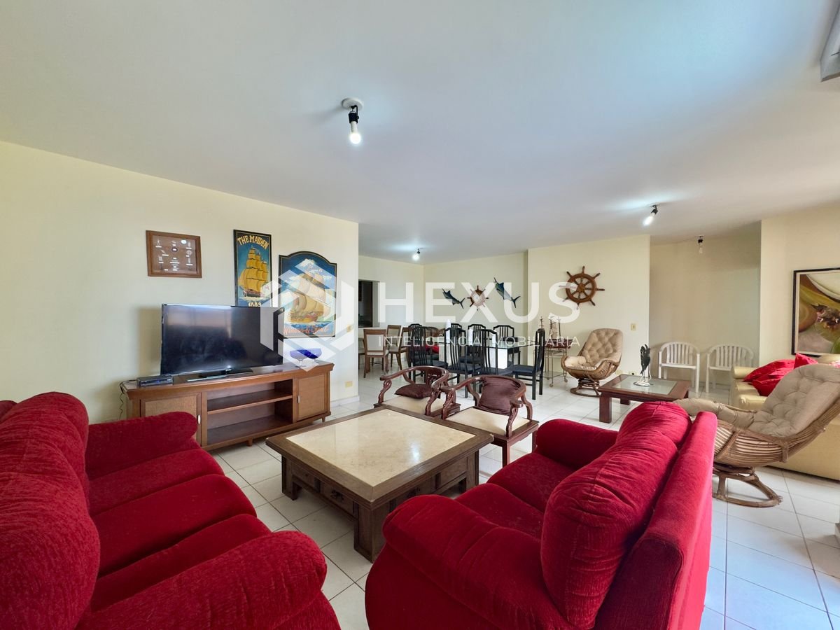 Foto 5 de Apartamento com varanda vista mar e lazer a uma quadra da Praia das Asturias, Guaruja