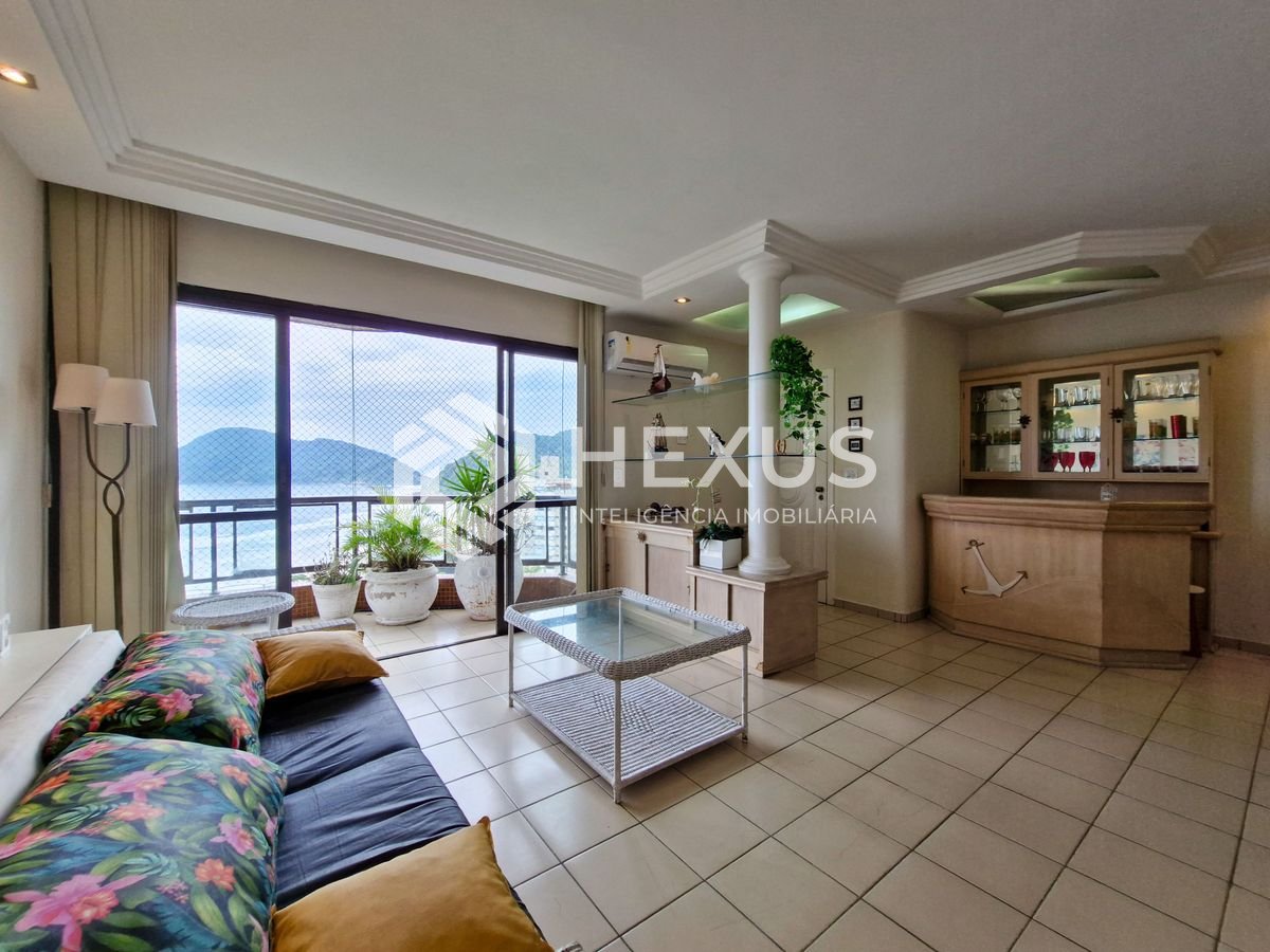 Foto 3 de Apartamento com varanda vista mar e lazer na beira mar da praia no Tombo, Guarujá