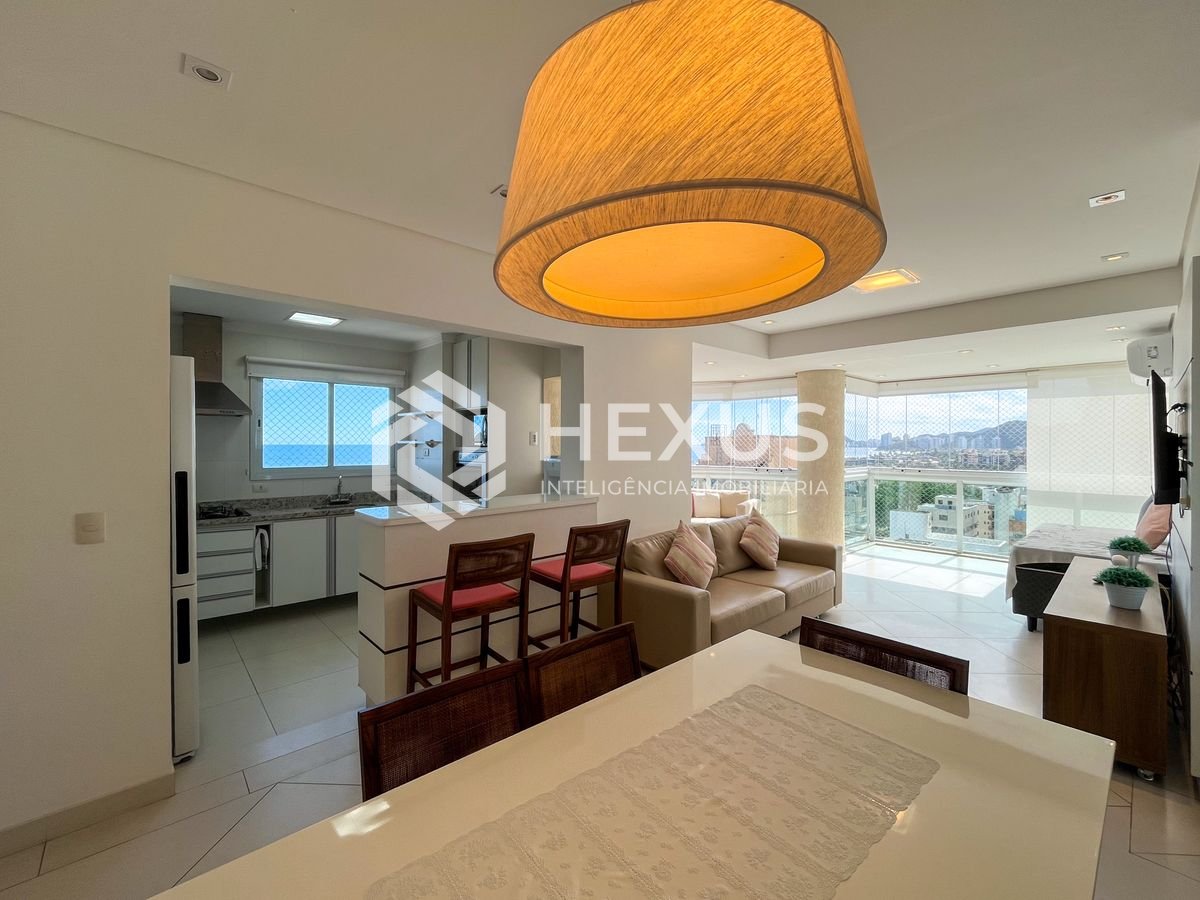 Foto 3 de Apartamento com varanda gourmet vista mar e lazer na Praia da Enseada, Guaruja