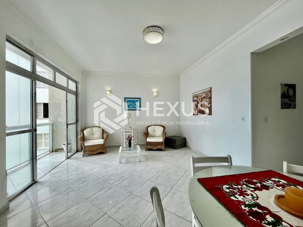 Foto 4 de Apartamento frente mar com varanda vista mar na Praia das Pitangueiras, Guaruja