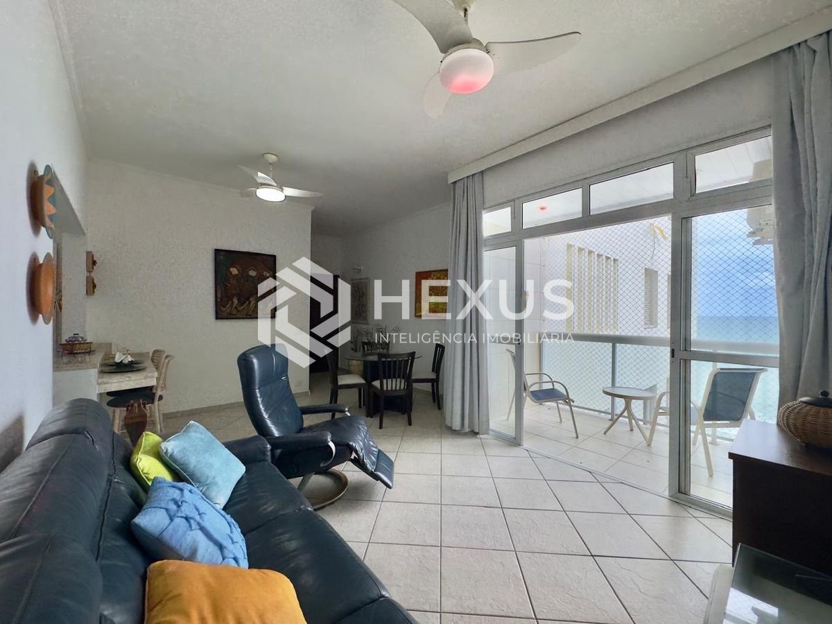 Foto 3 de Apartamento 

frente mar com varanda vista mar na Praia das Pitangueiras, Guaruja