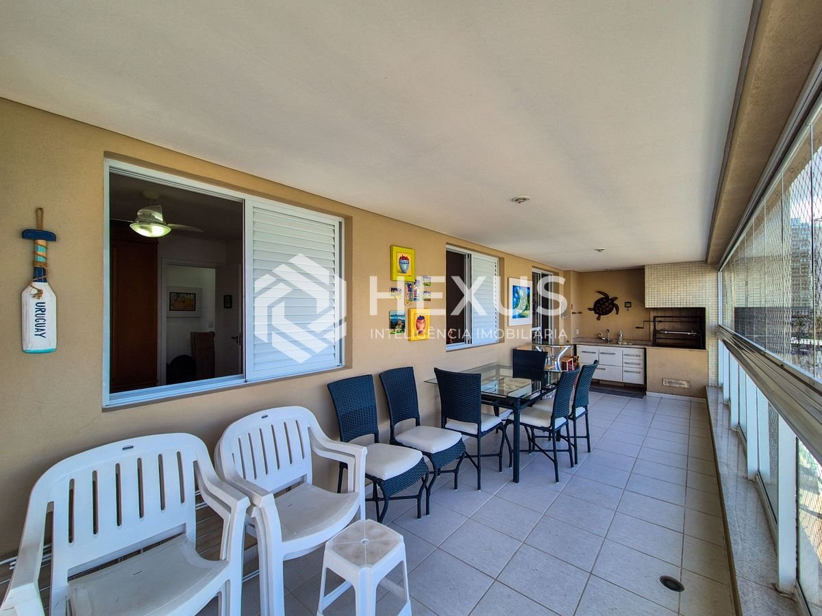 Foto 2 de Apartamento reformado frente mar com varanda gourmet e lazer em prédio novo na Praia das Asturias, Guaruja