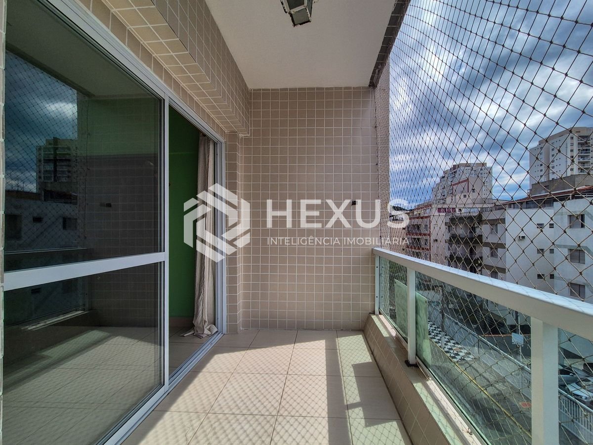 Foto 4 de Apartamento com varanda e vista livre a venda na praia das Asturias, Guaruja