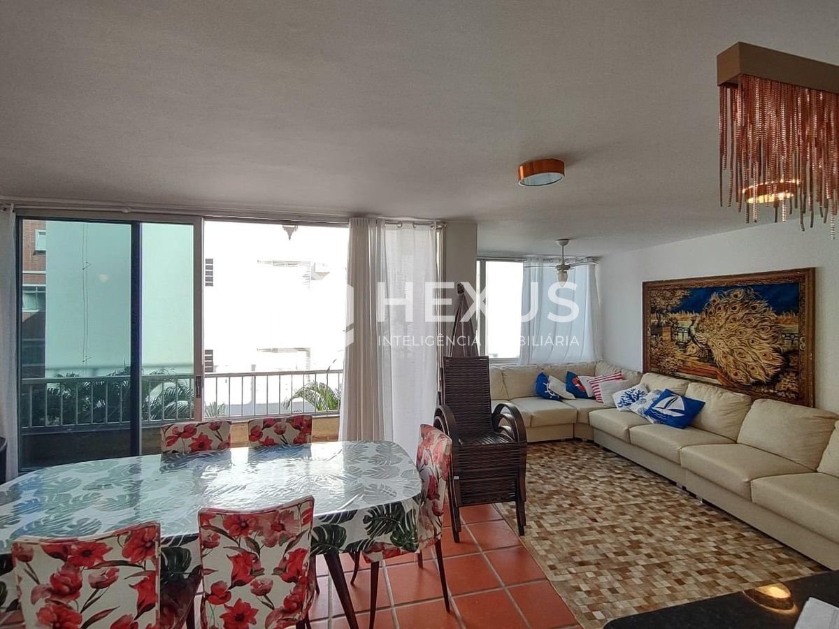 Foto 3 de Apartamento duplex com varanda e lazer na Praia da Enseada, Guaruja