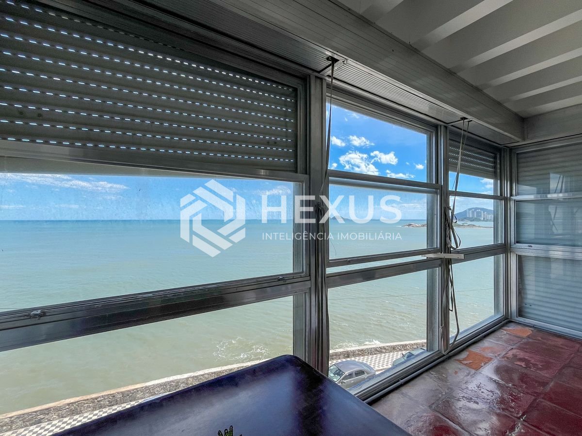Foto 3 de Apartamento frente mar com vista oceânica na Praia das Pitangueiras, Guaruja