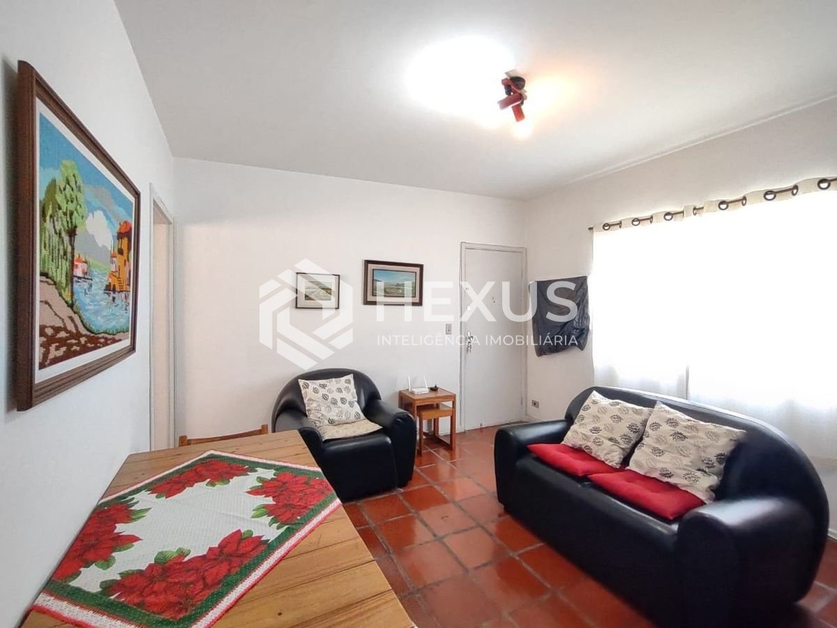 Foto 3 de Apartamento com varanda na Praia da Enseada, Guaruja