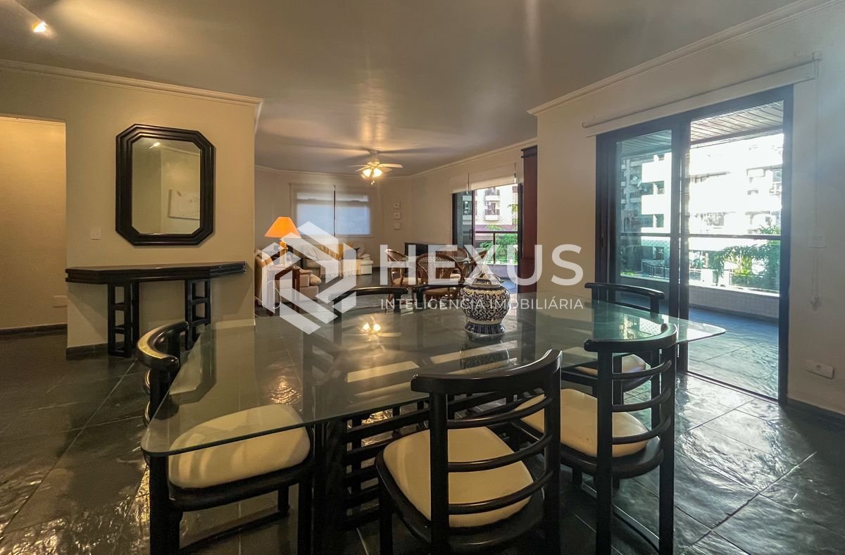 Foto 4 de Apartamento com varanda gourmet e lazer na região da Barra Funda na Praia das Pitangueiras, Guaruja
