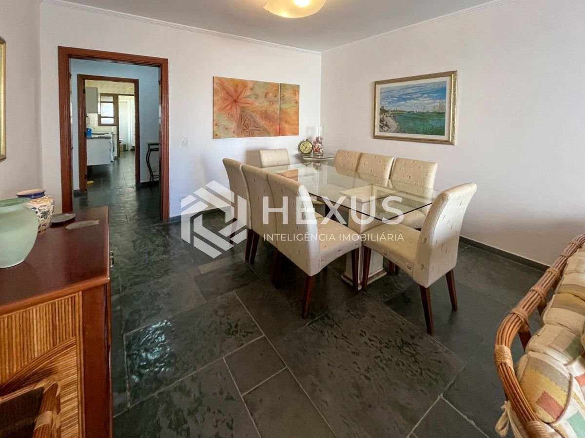 Foto 5 de Apartamento com varanda na Praia das Pitangueiras, Guaruja