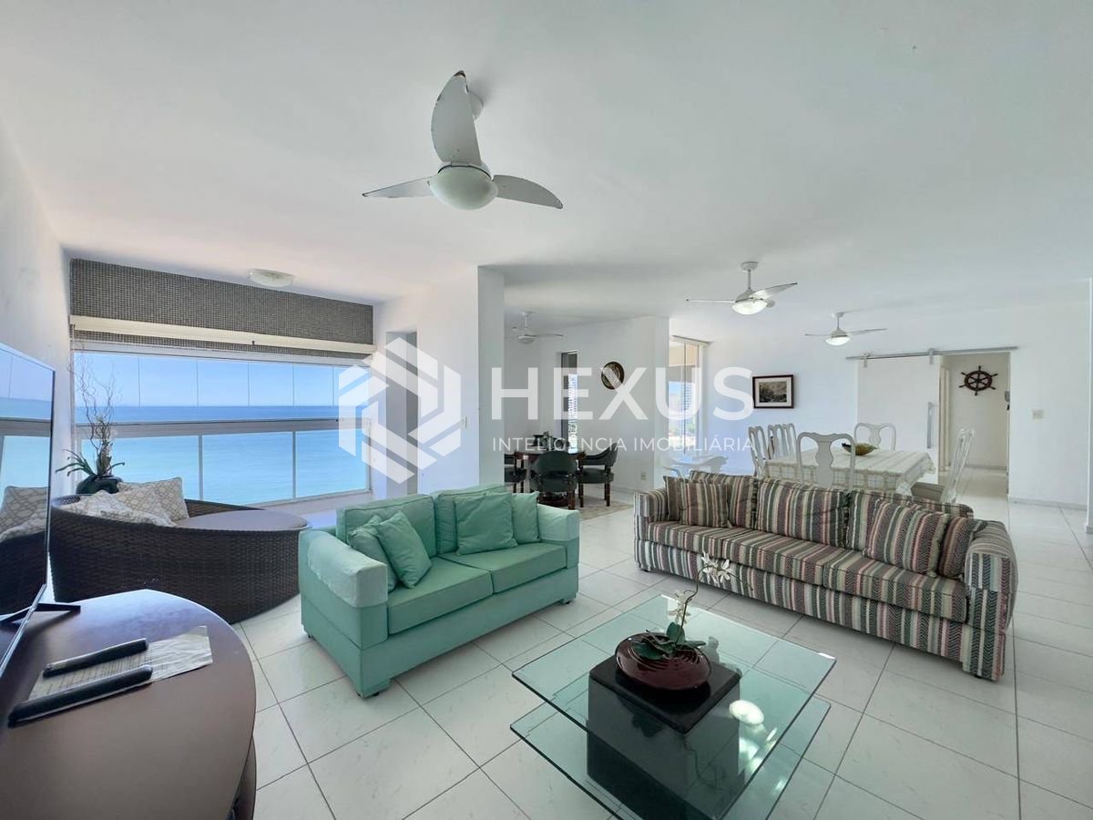 Foto 4 de Apartamento reformado frente mar com varanda na Praia das Asturias, Guaruja