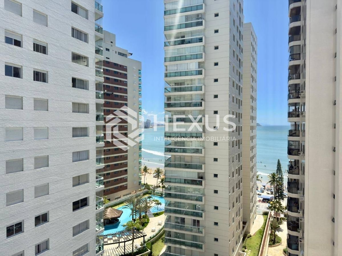 Foto 2 de Apartamento com varanda vista mar e lazer na beira mar da Praia das Asturias, Guaruja