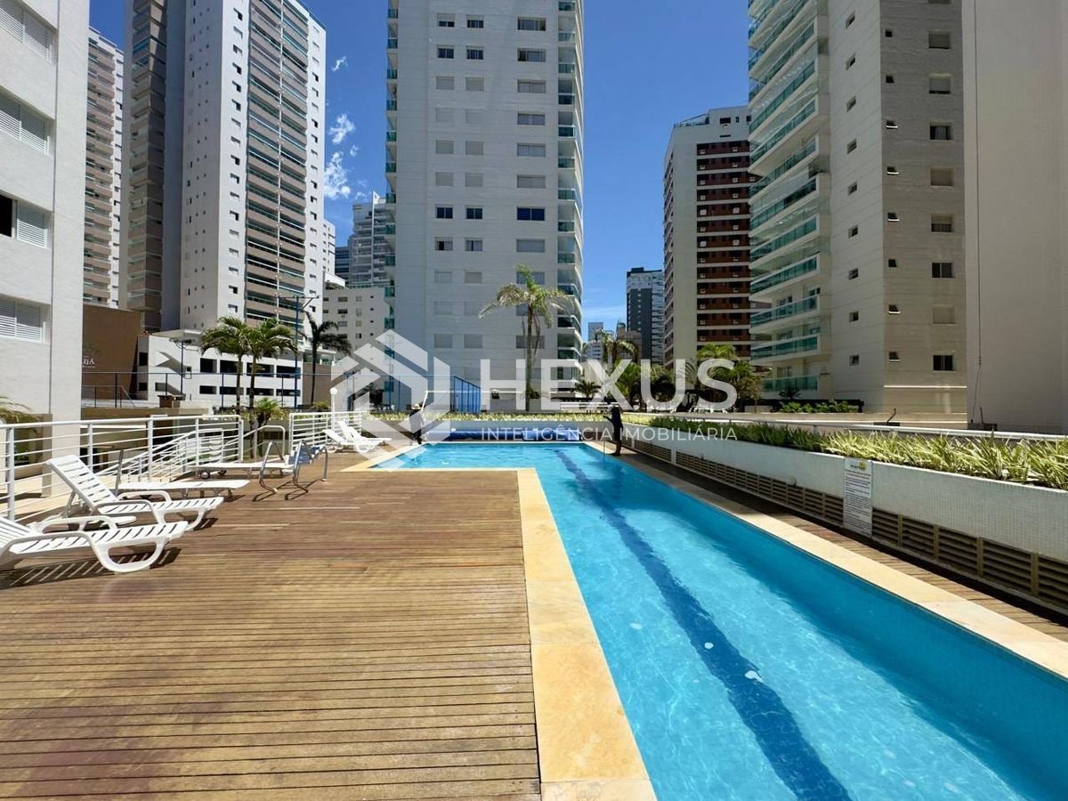 Foto 3 de Apartamento com varanda vista mar e lazer na beira mar da Praia das Asturias, Guaruja