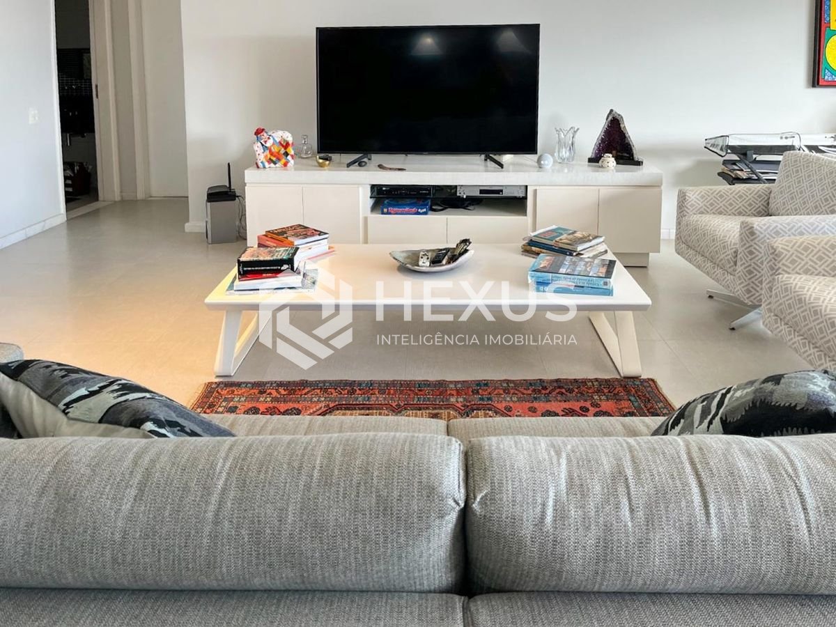 Foto 5 de Apartamento reformado frente mar na Praia das Pitangueiras, Guaruja