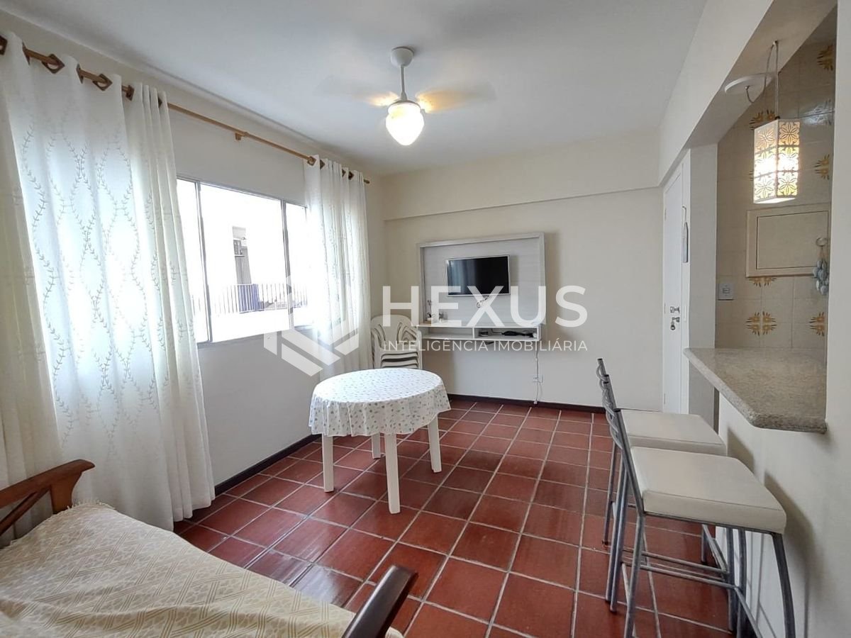 Foto 2 de Apartamento com varanda na Praia da Enseada, Guaruja