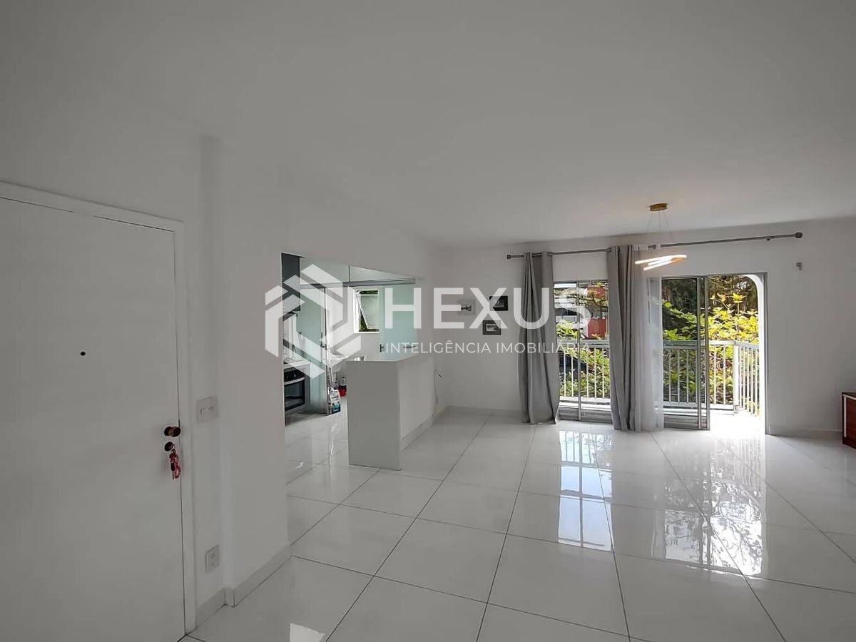 Foto 5 de Apartamento com varanda na Praia da Enseada, Guaruja