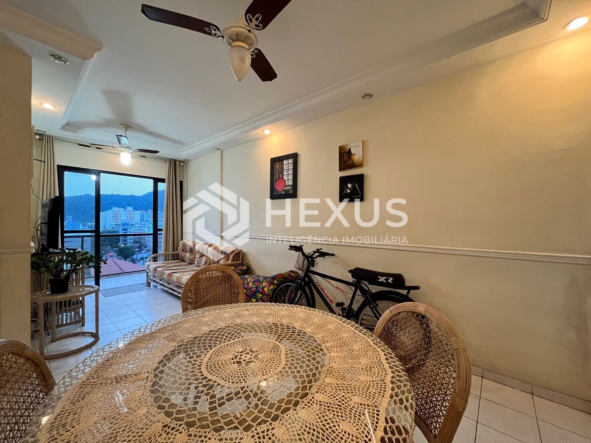 Foto 4 de Apartamento com varanda vista mar na região do Casa Grande da Praia da Enseada, Guarujá