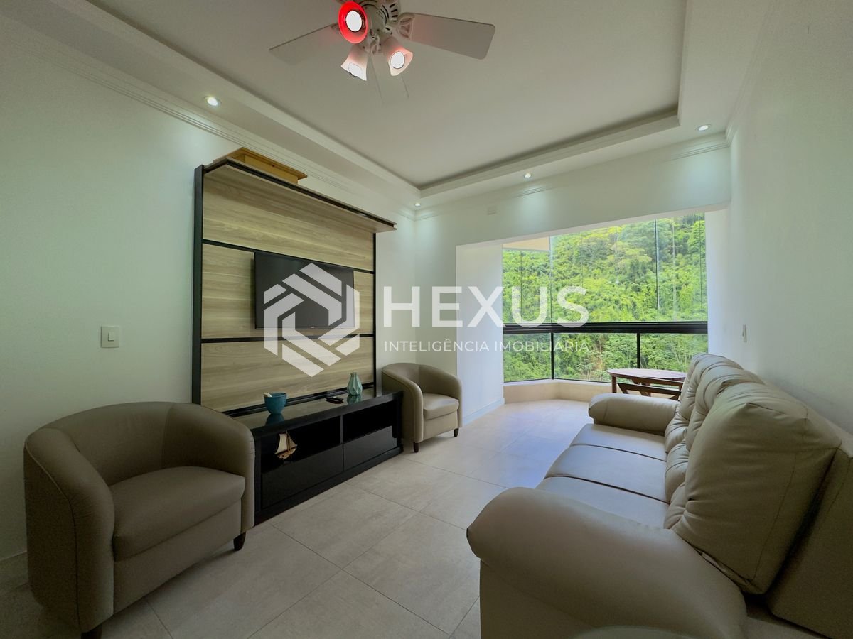 Foto 3 de Apartamento com varanda e lazer na Praia das Pitangueiras, Guaruja