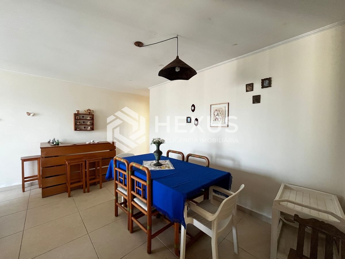 Foto 5 de Apartamento com varanda vista mar na Praia das Pitangueiras, Guaruja