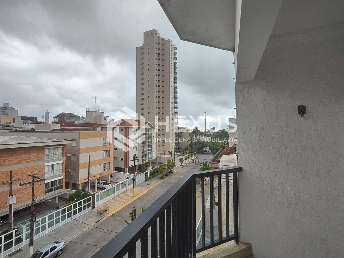 Apartamento na Enseada — foto 1