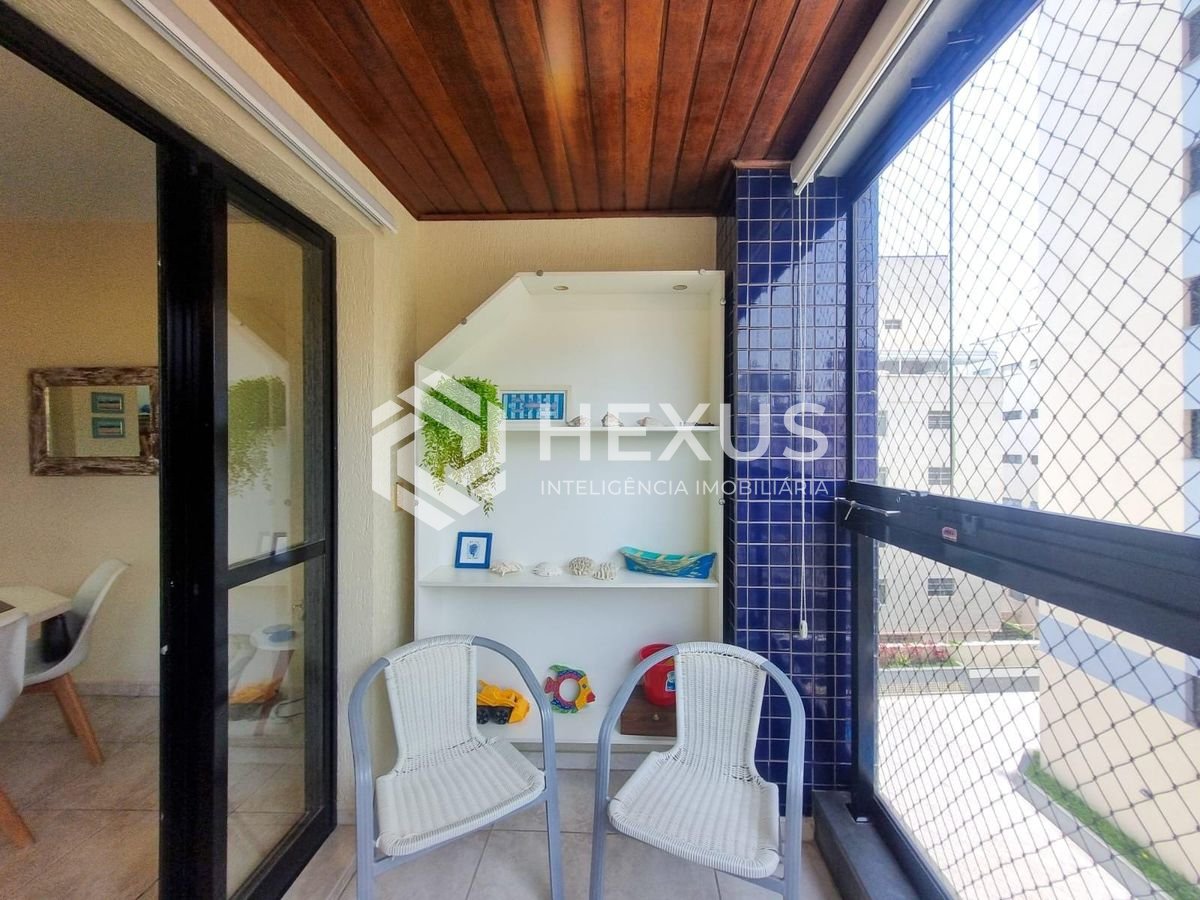 Foto 4 de Apartamento com varanda e lazer na Praia do Tombo, Guaruja