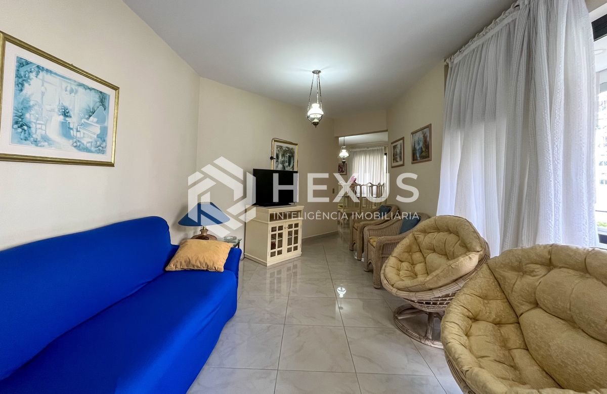 Foto 5 de Apartamento com varanda a duas quadras da Praia das Pitangueiras, Guaruja