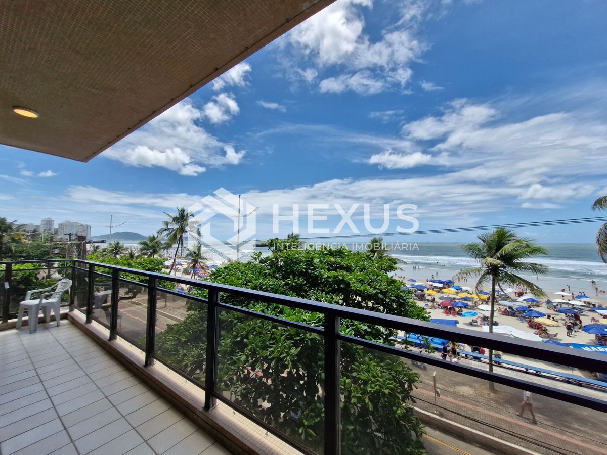Foto 3 de Apartamento frente mar com varanda vista mar na Praia das Pitangueiras, Guaruja