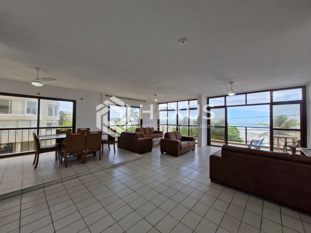Foto 5 de Apartamento frente mar com varanda vista mar na Praia das Pitangueiras, Guaruja