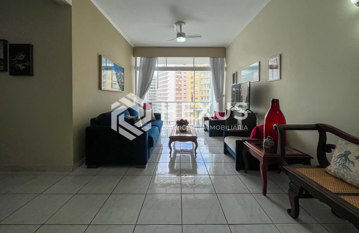 Foto 3 de Apartamento frente mar com varanda vista mar na Praia das Pitangueiras, Guaruja