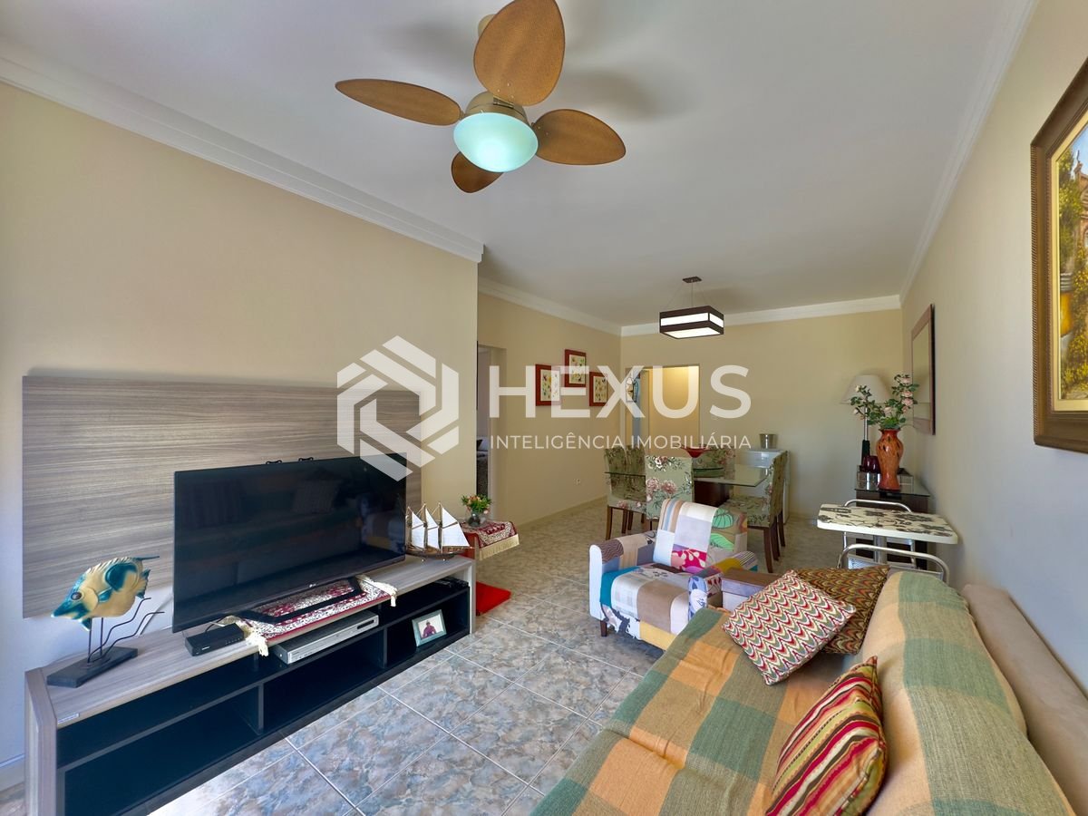 Foto 4 de Apartamento reformado com varanda e lazer na Praia das Asturias, Guaruja