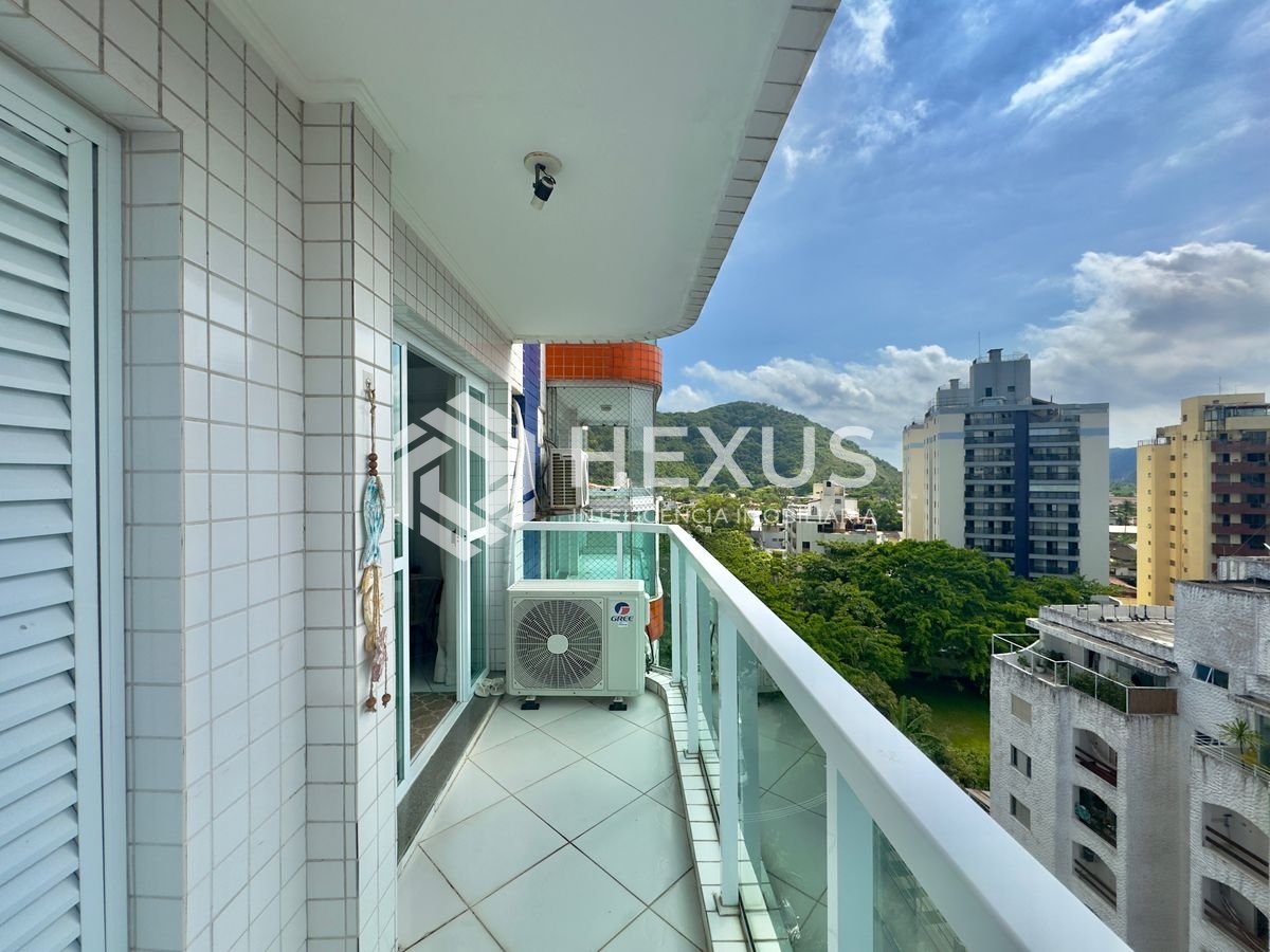 Foto 4 de Apartamento com varanda vista mar e lazer na Praia do Tombo, Guaruja