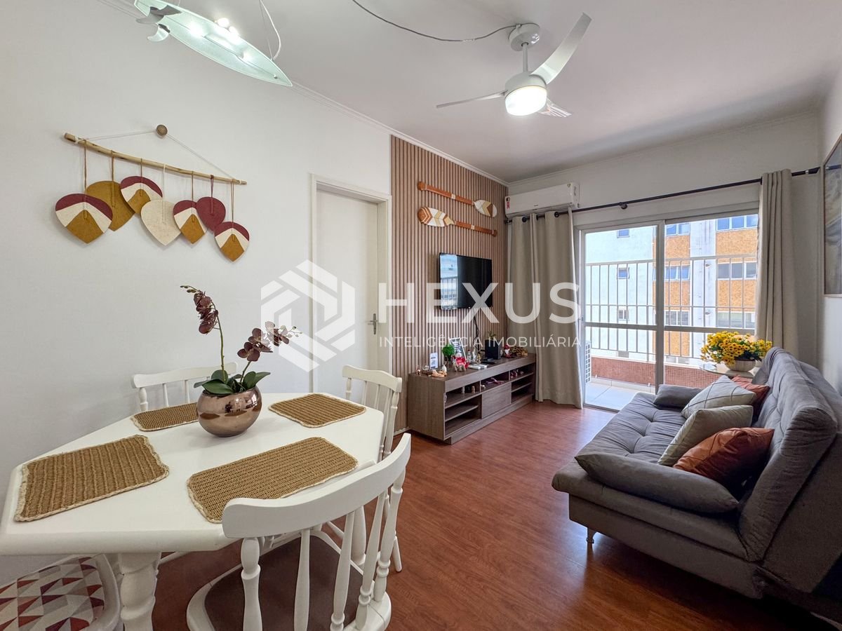 Foto 4 de Apartamento com varanda e vista mar na Praia das Pitangueiras, Guaruja