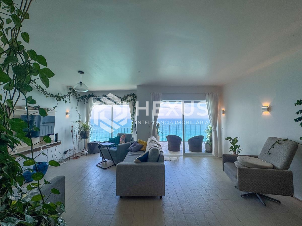 Apartamento em Pitangueiras — foto 1